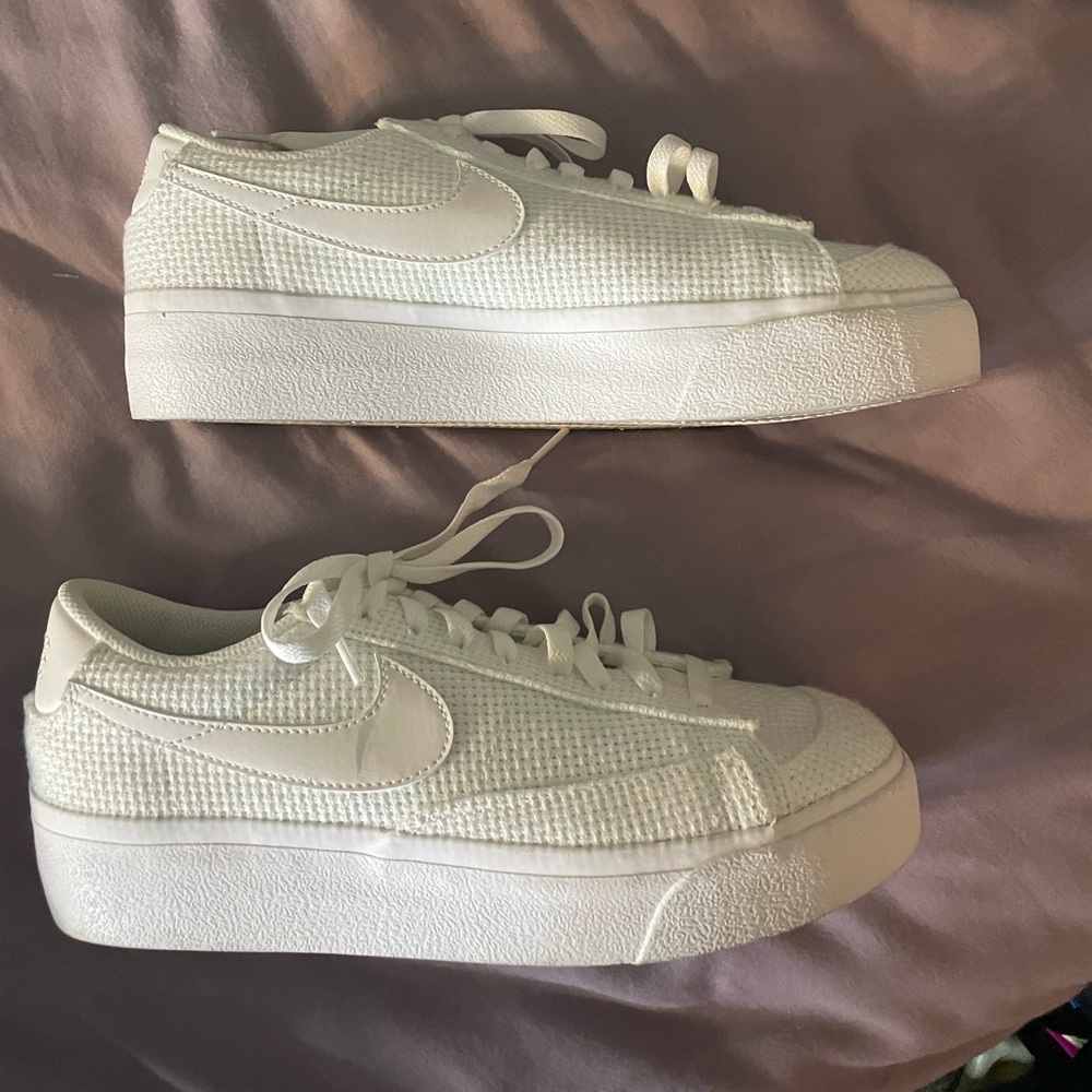 nike blazer low top platform